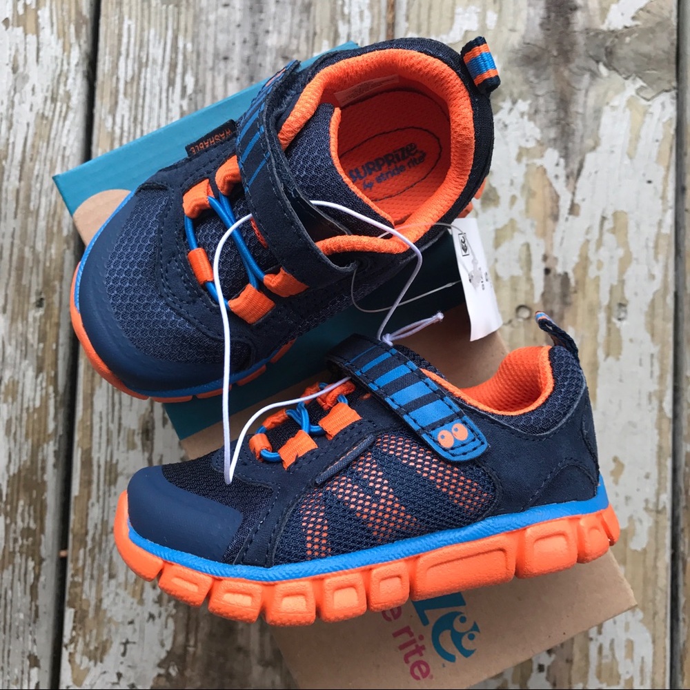 NWT Surprize by Stride Rite Memory Foam Sneakers